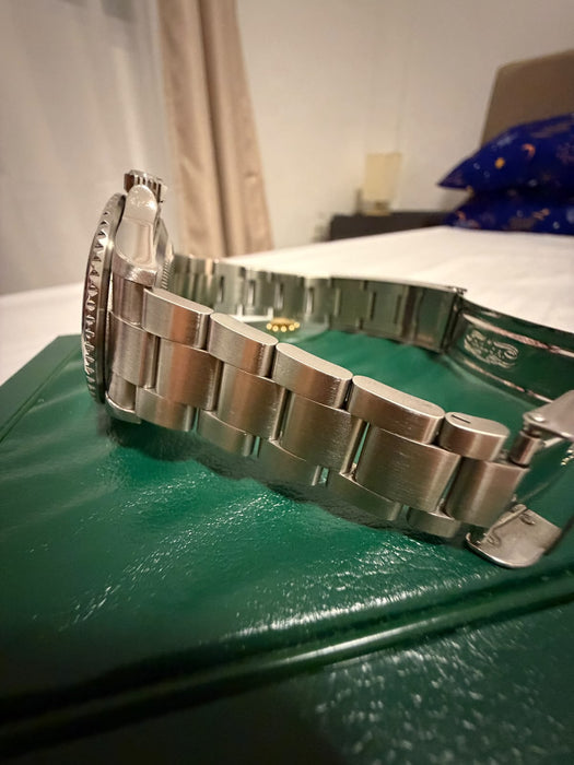 Rolex Oyster Submariner 16610