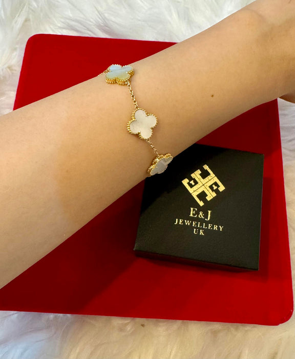 18K Gold White Clover Bracelet 14mm 6.31g