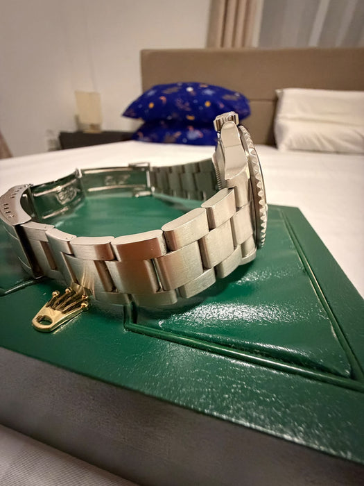 Rolex Oyster Submariner 16610