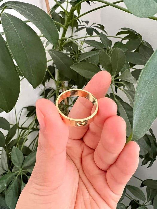 18K Gold love Ring